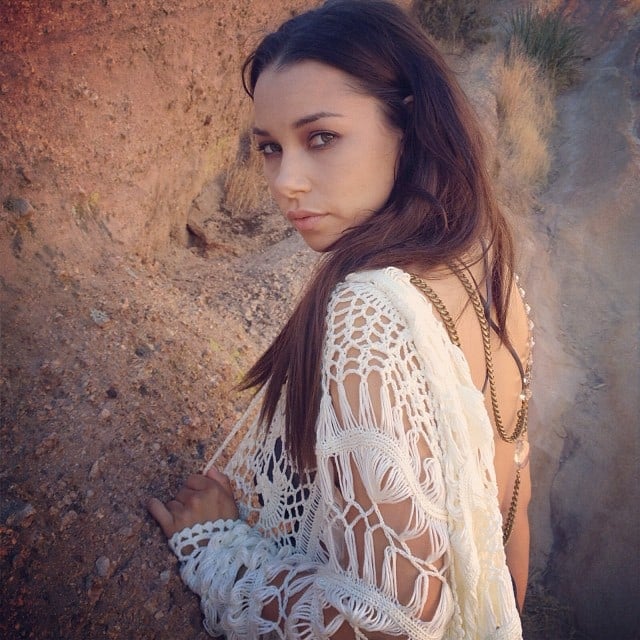 Jessica Parker Kennedy nahá. Fotka - 11