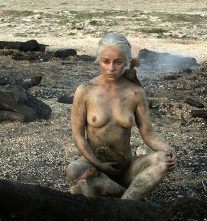 Emilia Clarke Nackt und Sexy. Foto - 26